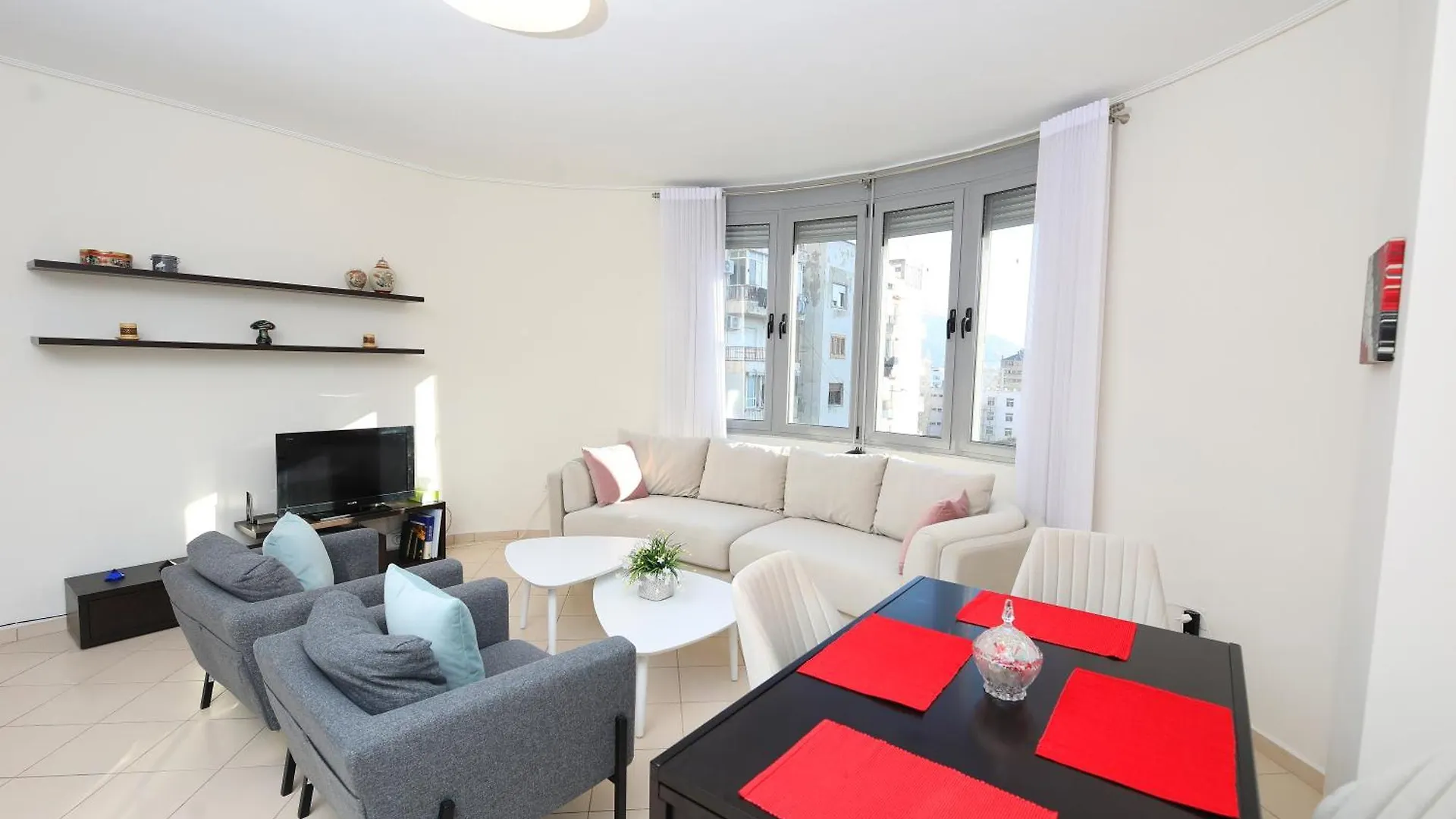 Apartment Inner City Hub Vlore